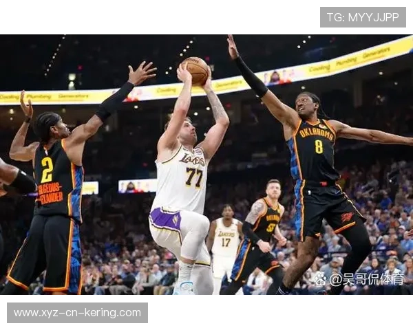 湖人首次在主场开设“怀旧专区”，播放经典比赛回放，湖人主场see you again